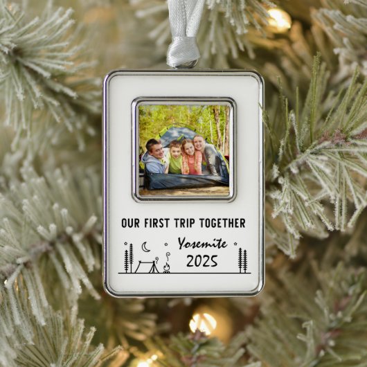 Our First Trip Together Yosemite 2025 Verzilverd Omlijst Ornament (Boom)