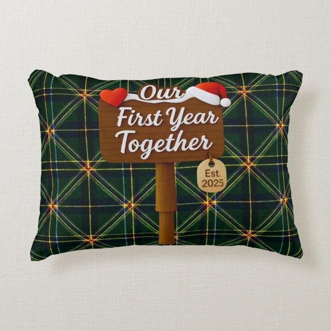 Our First Year Together 2025 Wooden Sign Accent Kussen (Voorkant)