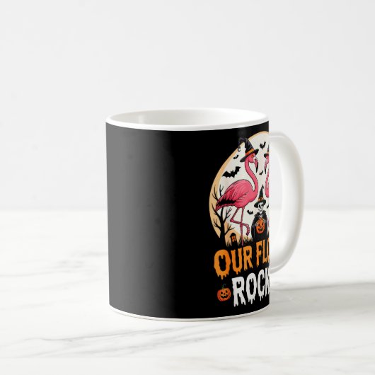 Our Flock Rocks Flamingo Halloween Costume Matchin Koffiemok (Voorkant rechts)