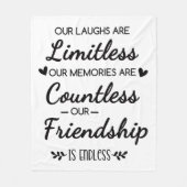 Our Laughs Are Limitless Friendship Quote Fleece Deken (Voorkant)