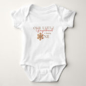 Our little Gingerbread Turning One Romper (Voorkant)