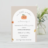 Our Little Pumpkin First Birthday Invitation Kaart (Staand voorkant)