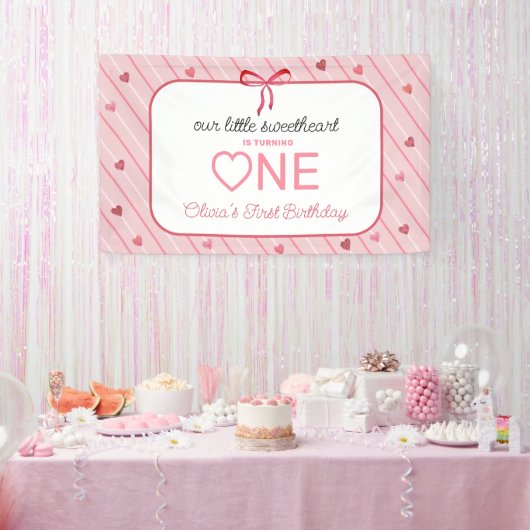 Our Little Sweetheart Is One Hearts Bows Birthday Spandoek (Feest)