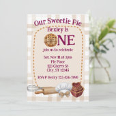 Our Sweetie Pie is One, Baking 1st Birthday Kaart (Staand voorkant)