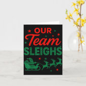 Our Team Sleighs Christmas Work Team Matching  Kaart (Gele Bloem)