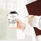 Out of Tune, toekan bij zangvogels Papieren Bekers