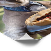 Outback Delight: A Kangaroo Eats Aussie Meat Pie Foto Afdruk (Hoek)