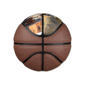 Outback Trio: Wombat Wanderers, Basketbal (Rechts)