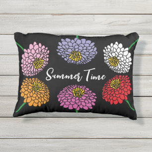Outdoor Accent Kussen met bloeiende Zinnia bloemen