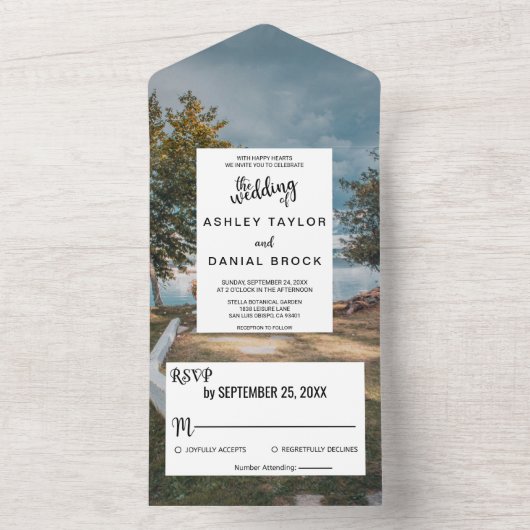 Outdoor Ceremonie Bomen Zomer Bloemen Bruiloft All In One Uitnodiging (Binnen)