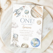 Outer Space 1e verjaardag Eerste reis rond de zon