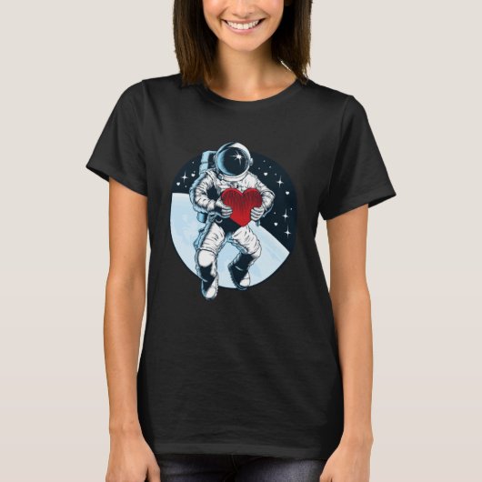 Outer Space Valentine Astronaut Holding Red Heart T-shirt (Voorkant)