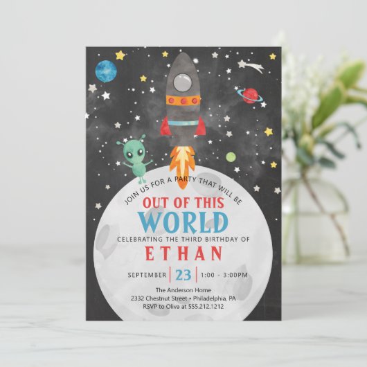 Outer Space Verjaardag Uitnodiging elke leeftijd m (Staand voorkant)