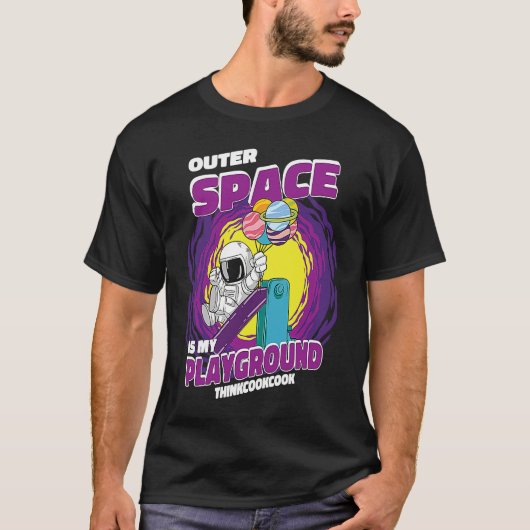 Outerspace Is My Playground Space Astronaut T-shirt (Voorkant)