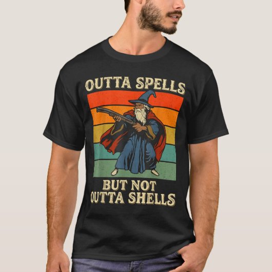 Outta Spells But Not Outta Shells Wizard Retro Fan T-shirt (Voorkant)