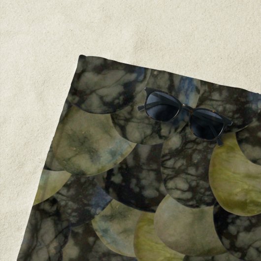 Ovaal gepantserd gemstone 4-deelpatroon strandlaken (In situ)