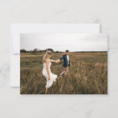 Ovaal van bladeren wit olijfgroen foto bruiloft save the date (Achterkant)