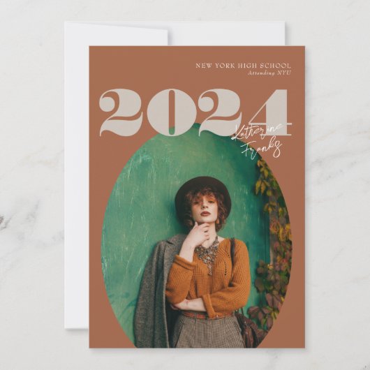 Oval Bold Modern Class of 2024 Foto Afstuderen Kaart (Voorkant)