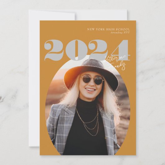 Oval Bold Modern Class of 2024 Foto Afstuderen Kaart (Voorkant)