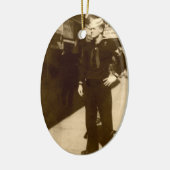 Oval Ornament American Sailor (Links)