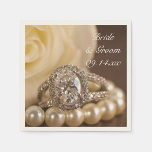 Ovale Diamond Ring and White Rose Wedding Servet