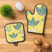 Oven Mitt and Pot Holder set (Top down)