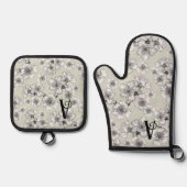 Oven Mitt en Pothouders Monogram Oven Mitt & Pot Ovenwant & Pannenlap Set (Voorkant)
