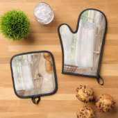 Oven Mitt & Pot Holder Set Curtain in the Wind (Top down)