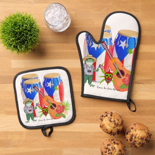 Oven Mitt & Pot Holders Puerto Rican Kitchen Set (Top down)