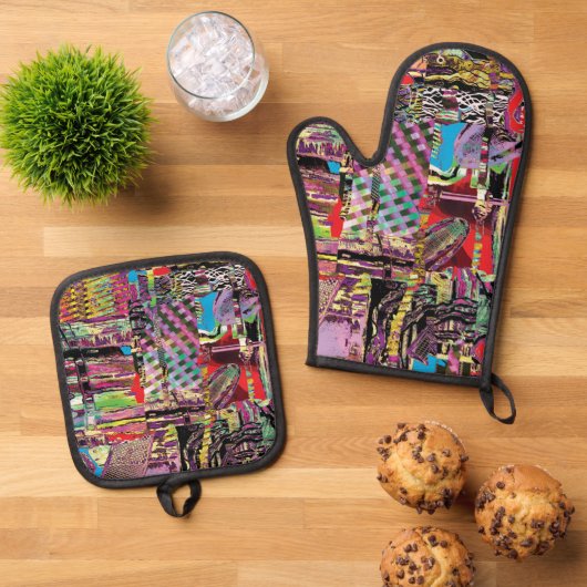 Oven Mitt & Pot Holders – Urban Fractals Ovenwant & Pannenlap Set (Top down)