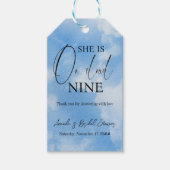 Over Cloud Nine Calligraphy Blue Vrijgezellenfeest Cadeaulabel (Voorkant)