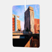 Over de brug naar nergens. metalen ornament (Voorkant links)