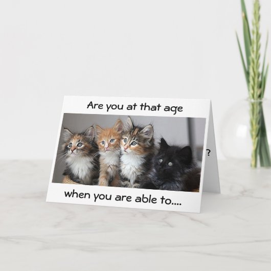 OVER DE GEHEUGEN *GEHEUGEN HUMOR* BIRTHDAAGKAART KAART (Voorkant)