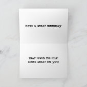 OVER DE HILL ZIET ER GROOT UIT. KAART (Binnen)