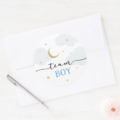 Over de maan Team Boy Gender Reveal Ronde Sticker (Envelop)