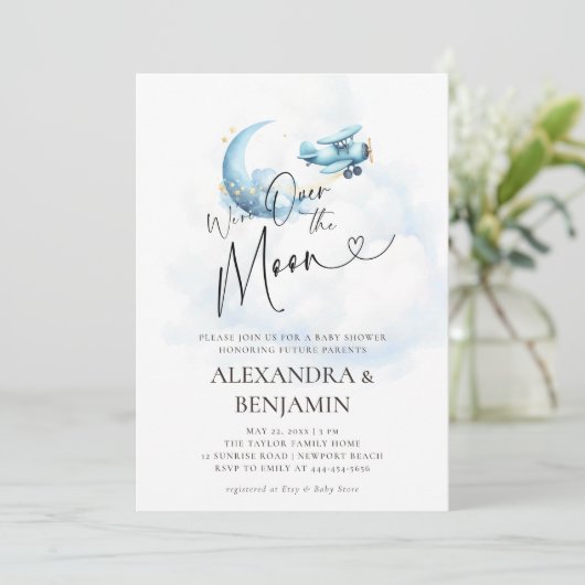 Over de Maan Wolken Vliegtuigcode Baby Boy Shower Kaart (Staand voorkant)