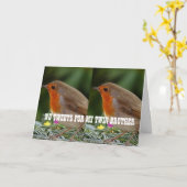 OVER DE MELDING TOT *TWIN BROTHER* BIRTHDAY KAART (Gele Bloem)