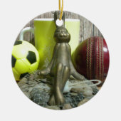 Over de Pitch & Crease: Football Cricket Blend Keramisch Ornament (Voorkant)