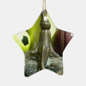 Over de Pitch & Crease: Football Cricket Blend Keramisch Ornament (Rechts)