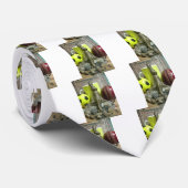 Over de Pitch & Crease: Football Cricket Blend Stropdas (Opgerold)