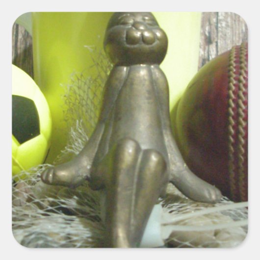 Over de Pitch & Crease: Football Cricket Blend Vierkante Sticker (Voorkant)