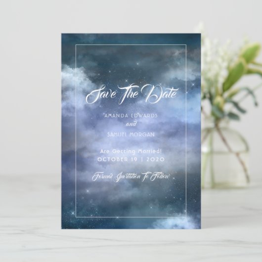 Over het Cloud Nine Wedding Save The Date (Staand voorkant)