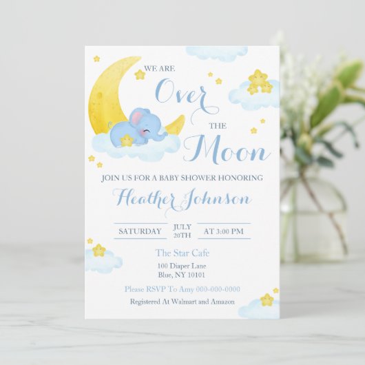 Over het Moon Elephant Baby shower Kaart (Staand voorkant)