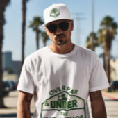 Over Par en Under the Influence Golf Pet