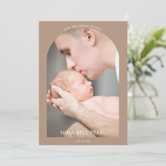 Over the Moon in Love Photo Baby Announcement Card Kaart (Staand voorkant)