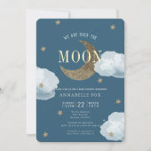 Over the Moon Midnight Blue Baby shower Invitation Kaart (Voorkant)