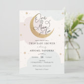 Over the Moon voor Two Twin Baby shower Kaart (Staand voorkant)