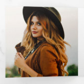 Over Trend Afstuderen de aankondiging van Tri-Fold (Binnenzijde eerst)