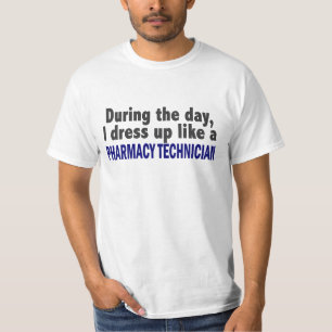 Overdag dress ik als apotheker t-shirt