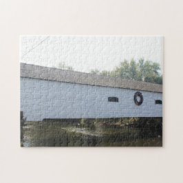 Overdekte brug close-up legpuzzel